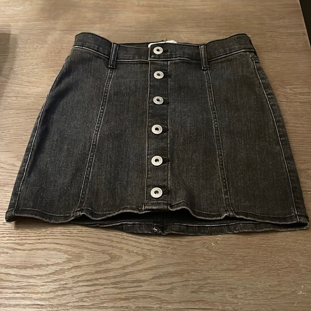 Black Abercrombie kids Jean skirt.